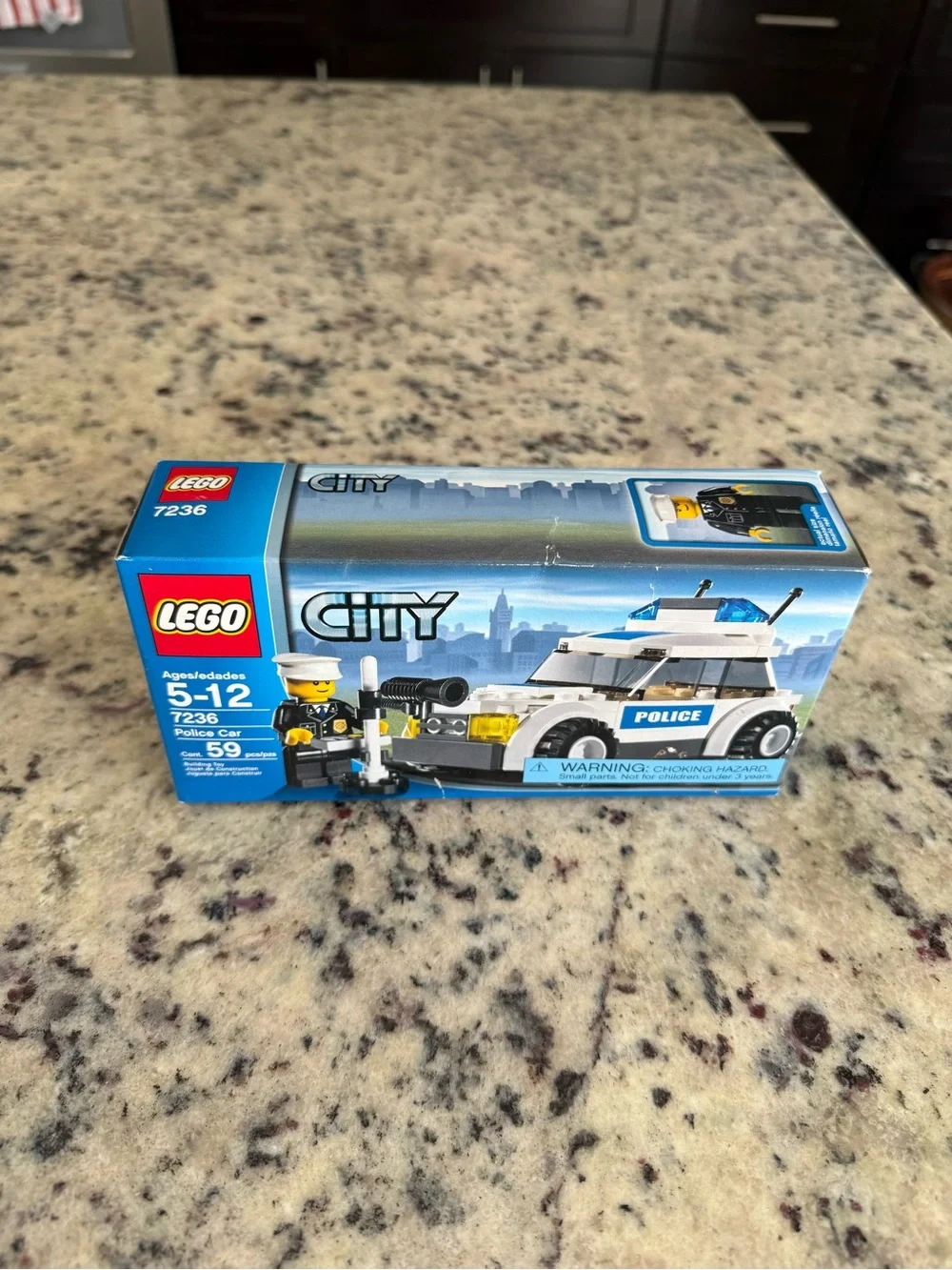 NIB Vintage LEGO City 7236 Police Car (2005) Sealed
